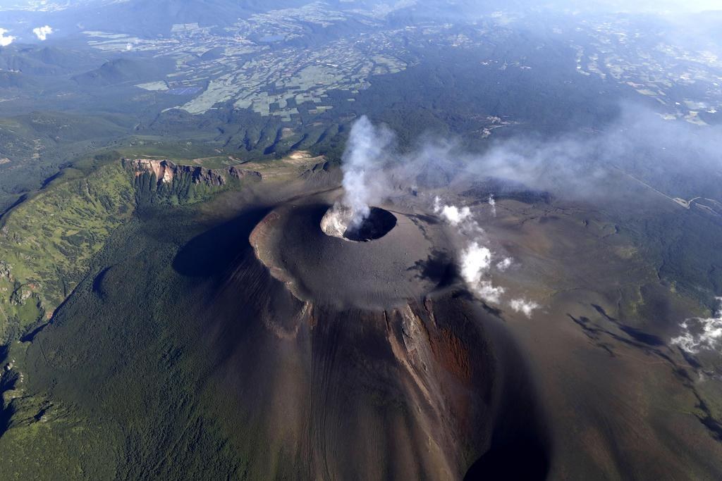 Lire la suite à propos de l’article August 19, 2019. EN. Japan : Asama , Italy : Stromboli , Indonesia : Anak Krakatau , El Salvador : Santa Ana (Ilamatepec) , Guatemala : Fuego .