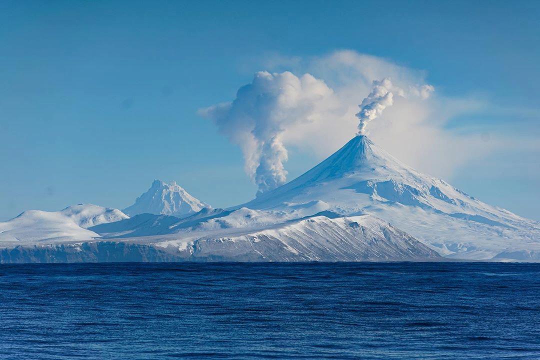 Остров у Алеутских островов