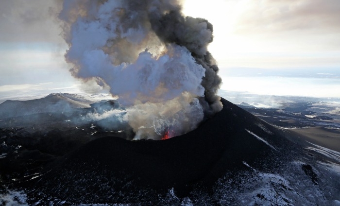 Lire la suite à propos de l’article September 11, 2020. EN . Russia / Kurile Islands : Ebeko , Argentina / Chile : Nevados of Chillan , Costa Rica : Turrialba / Poas / Rincon de la Vieja / Irazu / Arenal , Ecuador : Reventador .