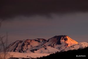 Lire la suite à propos de l’article May 18, 2025. EN. Indonesia : Lewotobi Laki-laki , Chile : Nevados de Chillan , Ecuador : El Reventador , Guatemala : Santiaguito , La Martinique : Mount Pelée .