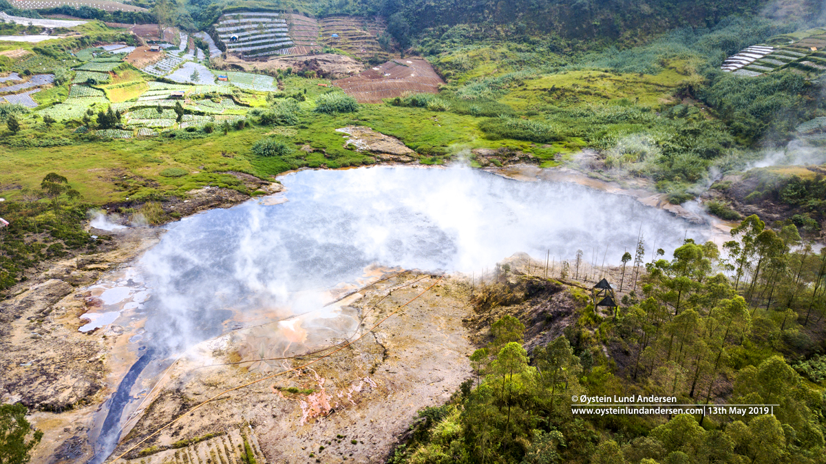 Lire la suite à propos de l’article May 02, 2021. EN. Indonesia : Dieng Plateau / Sileri Crater , La Réunion Island : Piton de la Fournaise , Alaska : Semisopochnoi , Indonesia : Merapi , Guatemala : Pacaya .