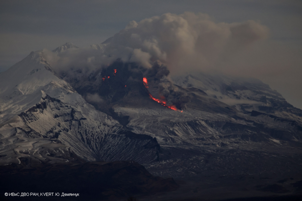 Lire la suite à propos de l’article October 29, 2022. EN. Kamchatka : Sheveluch , Hawaii : Mauna Loa , Philippines : Mayon , Colombia : Nevado del Ruiz , Alaska : Pavlof .