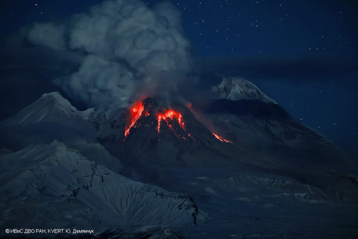 You are currently viewing July 28, 2023. EN. Kamchatka : Sheveluch , Alaska : Trident , La Réunion : Piton de la Fournaise , Japan : Sakurajima , Indonesia : Ili Lewotolok .