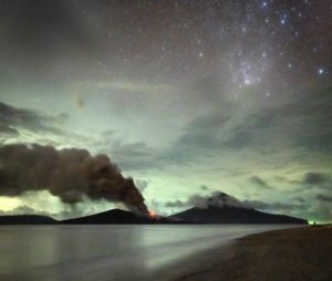 Lire la suite à propos de l’article January 26, 2023 . EN. Italy : Stromboli , Indonesia : Anak Krakatau , Colombia : Nevado del Ruiz , Japan : Sakurajima , Ecuador : Reventador .