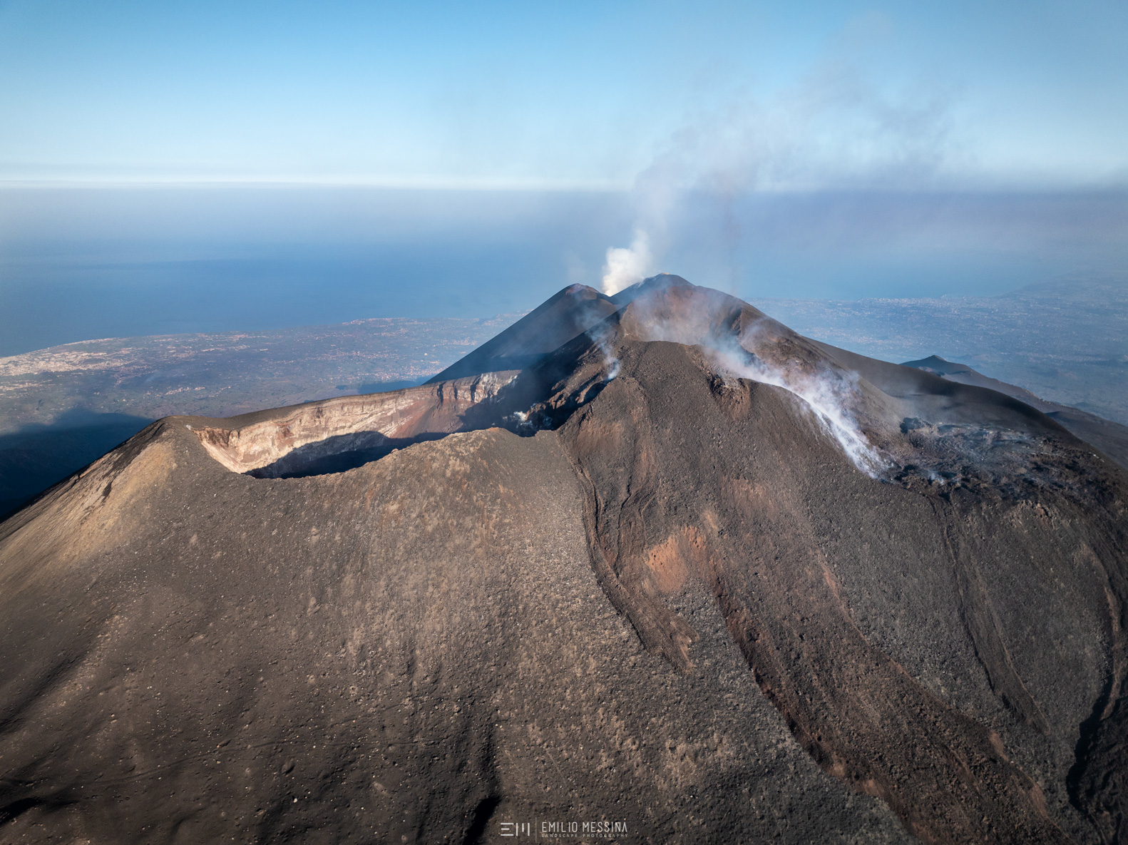 Lire la suite à propos de l’article August 21, 2024. EN. Italy : Stromboli , Italy / Sicily : Etna , Iceland : Reykjanes Peninsula , Hawaii : Kilauea , Colombia : Chiles / Cerro Negro .