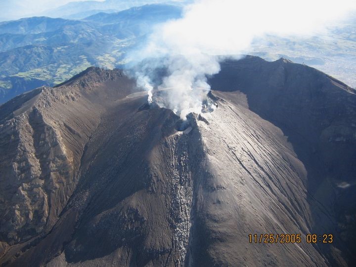 Lire la suite à propos de l’article October 10, 2024. EN. Philippines : Taal , United States : Mount Adams , Japan : Iwatesan , Colombia : Galeras , Papua New Guinea : Manam .