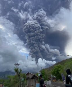 Lire la suite à propos de l’article 15 Novembre 2024 . FR. Indonésie : Lewotobi Laki-laki , Indonésie : Ibu , Chili : Nevados de Chillan , Colombie : Nevado del Ruiz , Guatemala : Fuego .