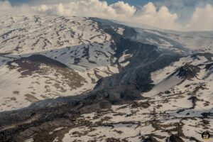 Lire la suite à propos de l’article 28 Février 2025. FR. Italie / Sicile : Etna , Islande : Péninsule de Reykjanes , Indonésie : Dukono , Chili : Laguna del Maule , Colombie : Chiles / Cerro Negro .