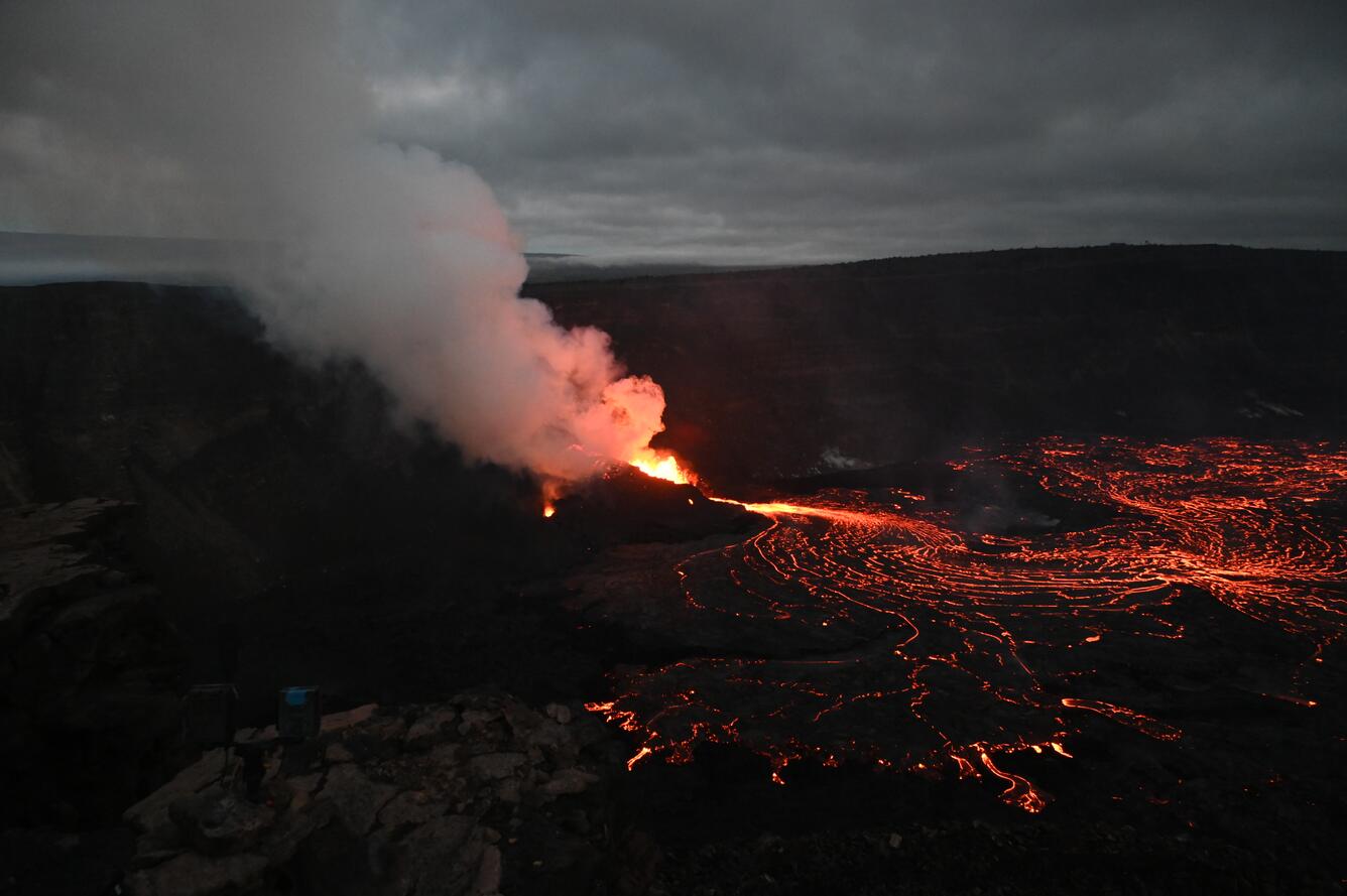 Lire la suite à propos de l’article February 22, 2025. EN. Hawaii : Kilauea , Alaska / Aleutian Islands : Atka , Indonesia : Merapi , Chile : Lascar , Iceland : Reykjanes Peninsula .