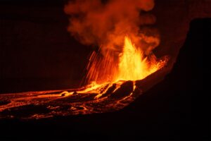 Lire la suite à propos de l’article May 3, 2025. EN. Hawaii : Kilauea , Indonesia : Lewotobi Laki-laki , Costa Rica : Poas , La Martinique : Montagne Pelée , Guatemala : Santiaguito .