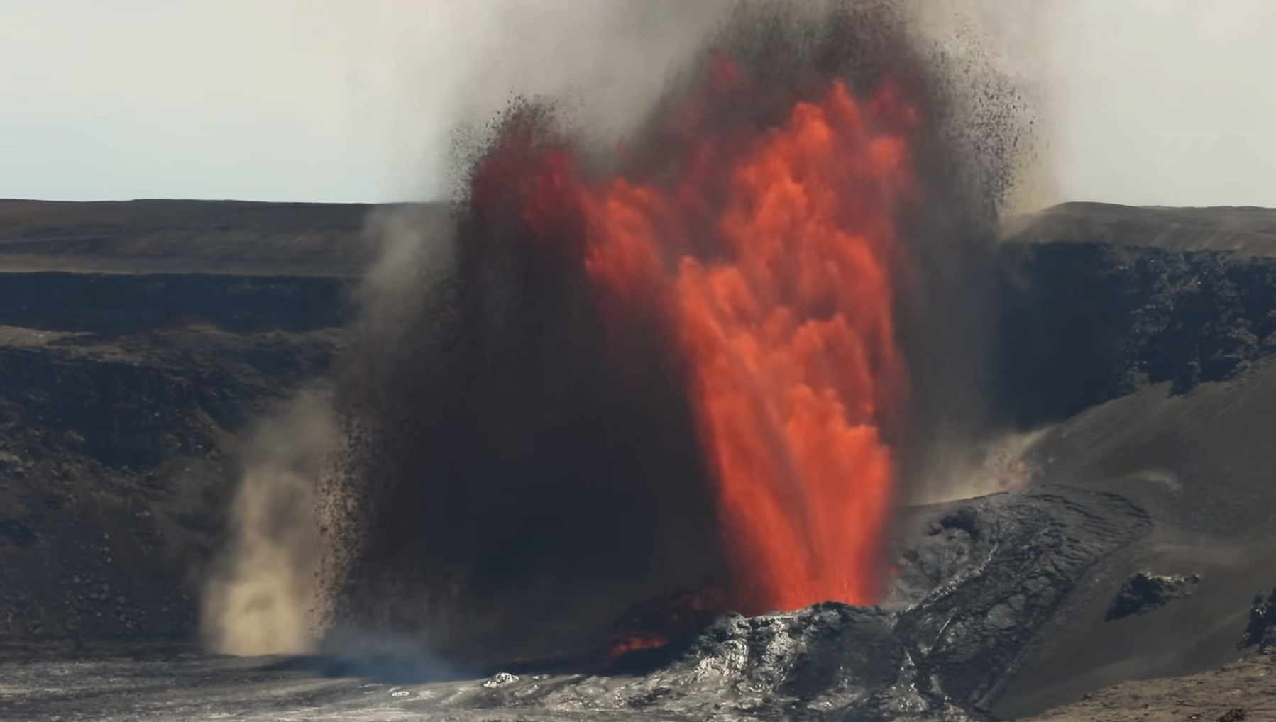 Lire la suite à propos de l’article May 12, 2025. EN. Hawaii : Kilauea , Indonesia : Marapi , Chile : Villarica , Ecuador : Sangay , Guatemala : Santiaguito .