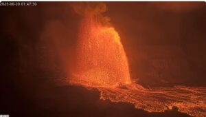 Lire la suite à propos de l’article June 21, 2025. EN. Hawaii : Kilauea , Indonesia : Lewotobi Laki-laki , Alaska : Spurr , Chile : Laguna del Maule , Colombia : Galeras .