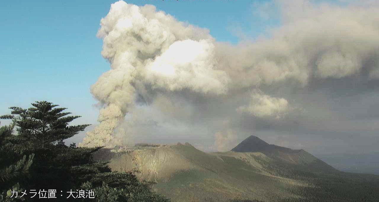 Lire la suite à propos de l’article July 4, 2025. EN. Japan : Shinmoedake , Indonesia : Dukono , Colombia : Puracé – Los Coconucos volcanic chain , La Réunion : Piton de la Fournaise , Costa Rica : Poas .