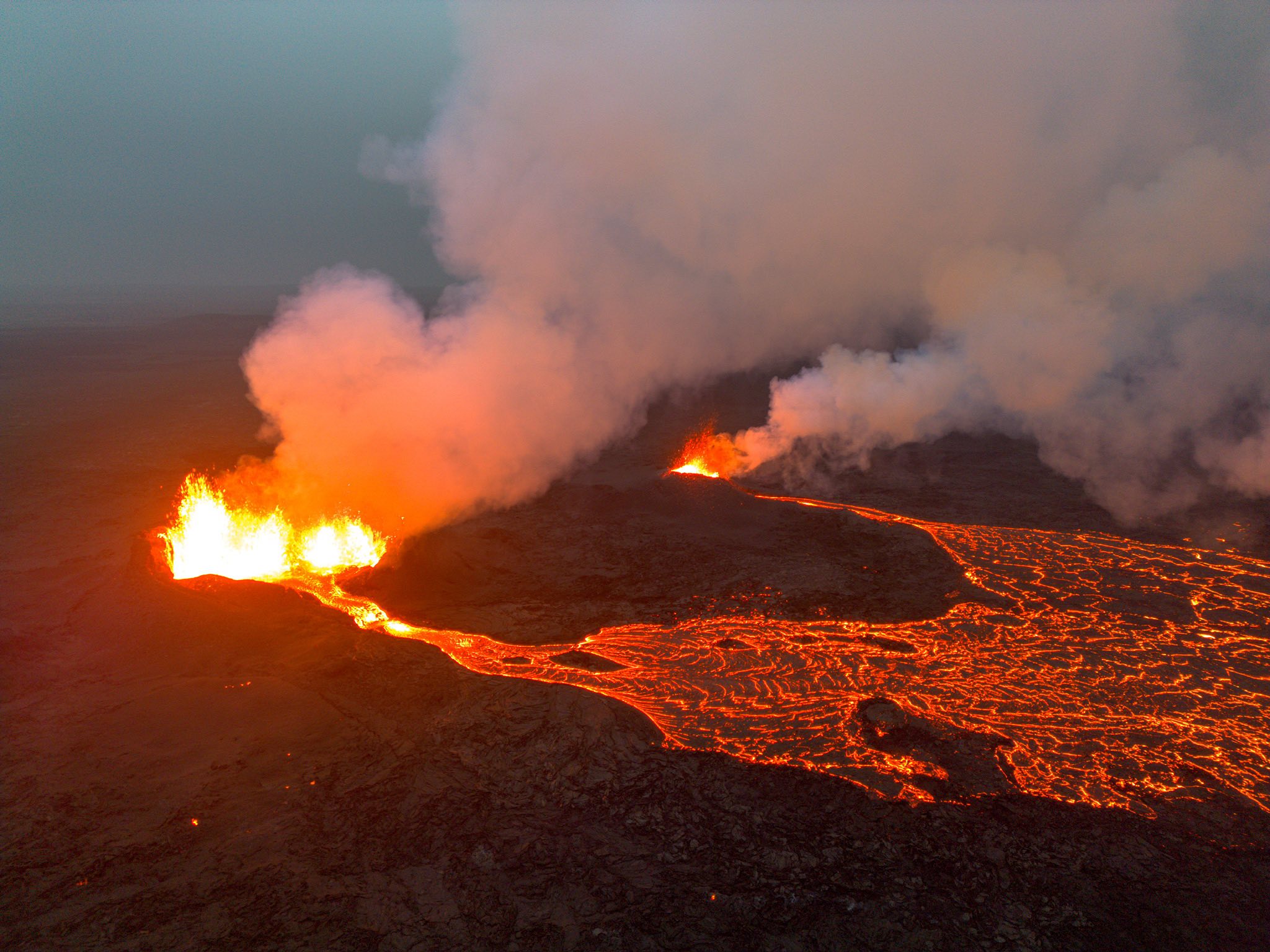 Lire la suite à propos de l’article July 22, 2025. EN. Iceland : Reykjanes Peninsula , New Zealand : Ruapehu , Indonesia : Dukono , Costa Rica : Poas , La Martinique : Mount Pelée .