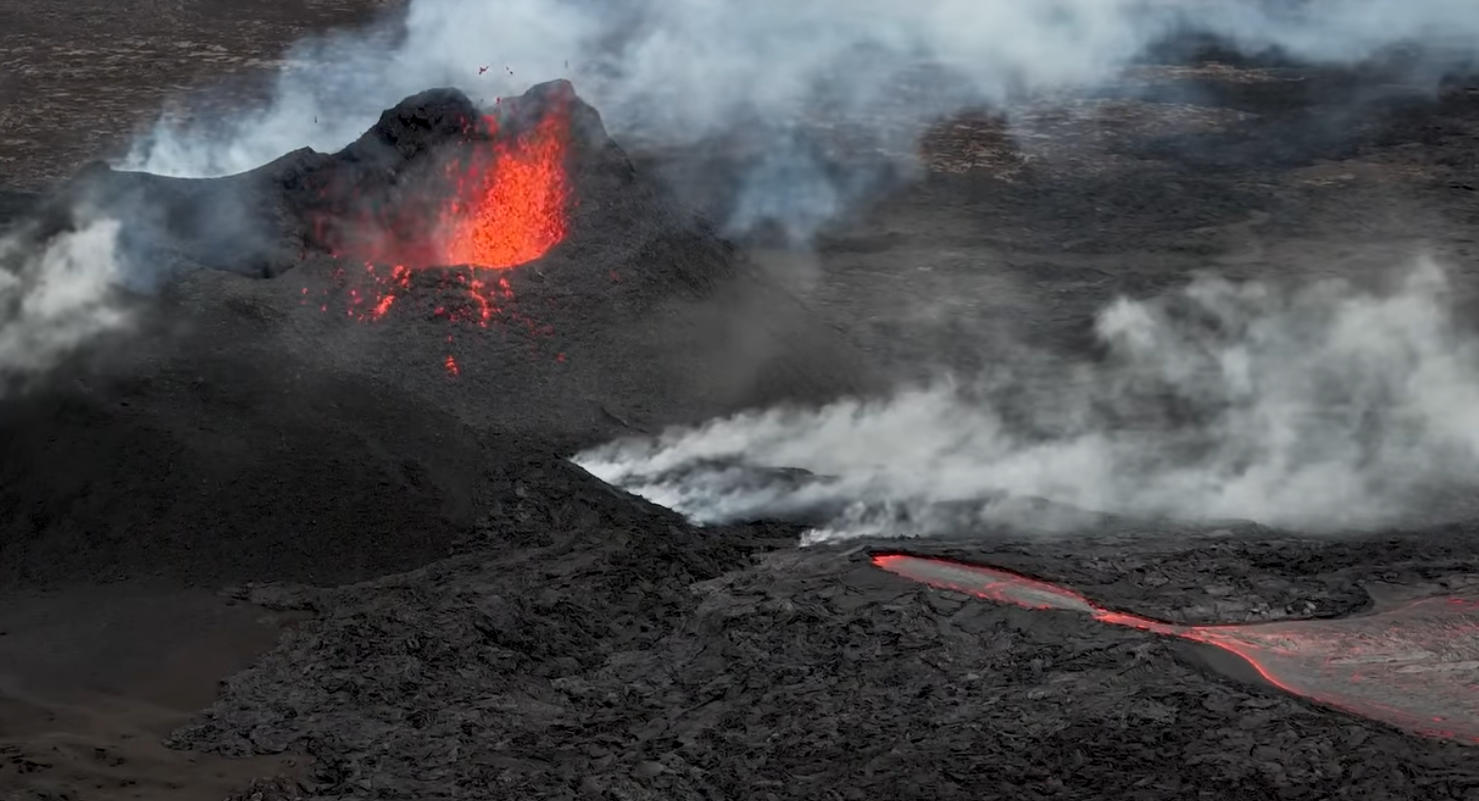 You are currently viewing 04 Aout 2025. FR. Islande : Péninsule de Reykjanes , Colombie : Puracé – Chaîne volcanique Los Coconucos , Hawaii : Kilauea , Costa Rica : Poas , Vanuatu : Yasur .