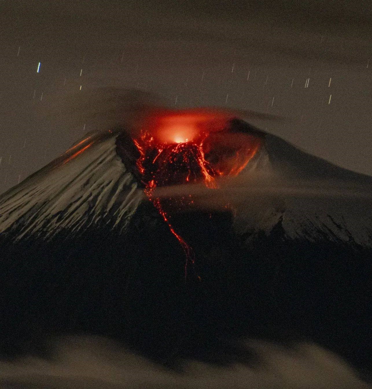 Lire la suite à propos de l’article September 28, 2025. EN. Alaska : Katmai , Indonesia : Lewotobi Laki-laki , Colombia : Puracé – Los Coconucos volcanic chain , Ecuador : Sangay , Costa Rica : Poas .