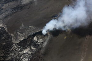 Lire la suite à propos de l’article 26 Septembre 2025. FR. Kamchatka : Karymsky , Hawaii : Kilauea , Indonésie : Ili Lewotolok , Chili : Tupungatito , Colombie : Galeras .