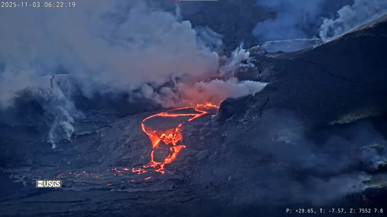 Lire la suite à propos de l’article November 4, 2025. EN. Hawaii : Kilauea , New Zealand : White Island , Kamchatka : Krasheninnikov , United States : Yellowstone , Indonesia : Kerinci .