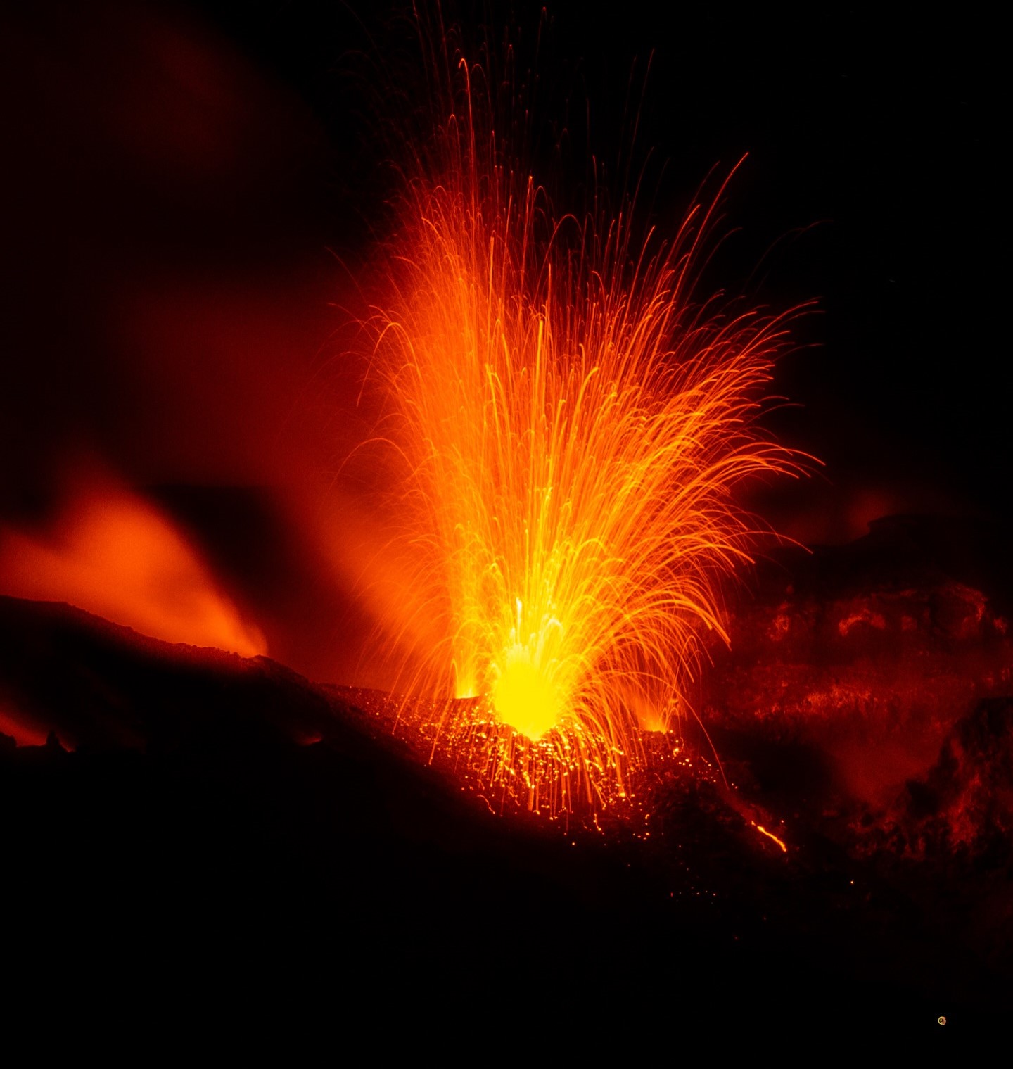 You are currently viewing 17 Décembre 2025. FR. Italie : Stromboli , Nouvelle Zélande : Ruapehu , Indonésie : Ibu , Colombie : Puracé – Chaîne volcanique Los Coconucos , Costa Rica : Poas / Rincon de la Vieja .