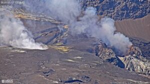 Lire la suite à propos de l’article 01 Février 2026 . FR. Hawaii : Kilauea , Kamchatka : Sheveluch , Indonésie : Dukono , Equateur : Sangay , Chili / Argentine : Laguna del Maule .