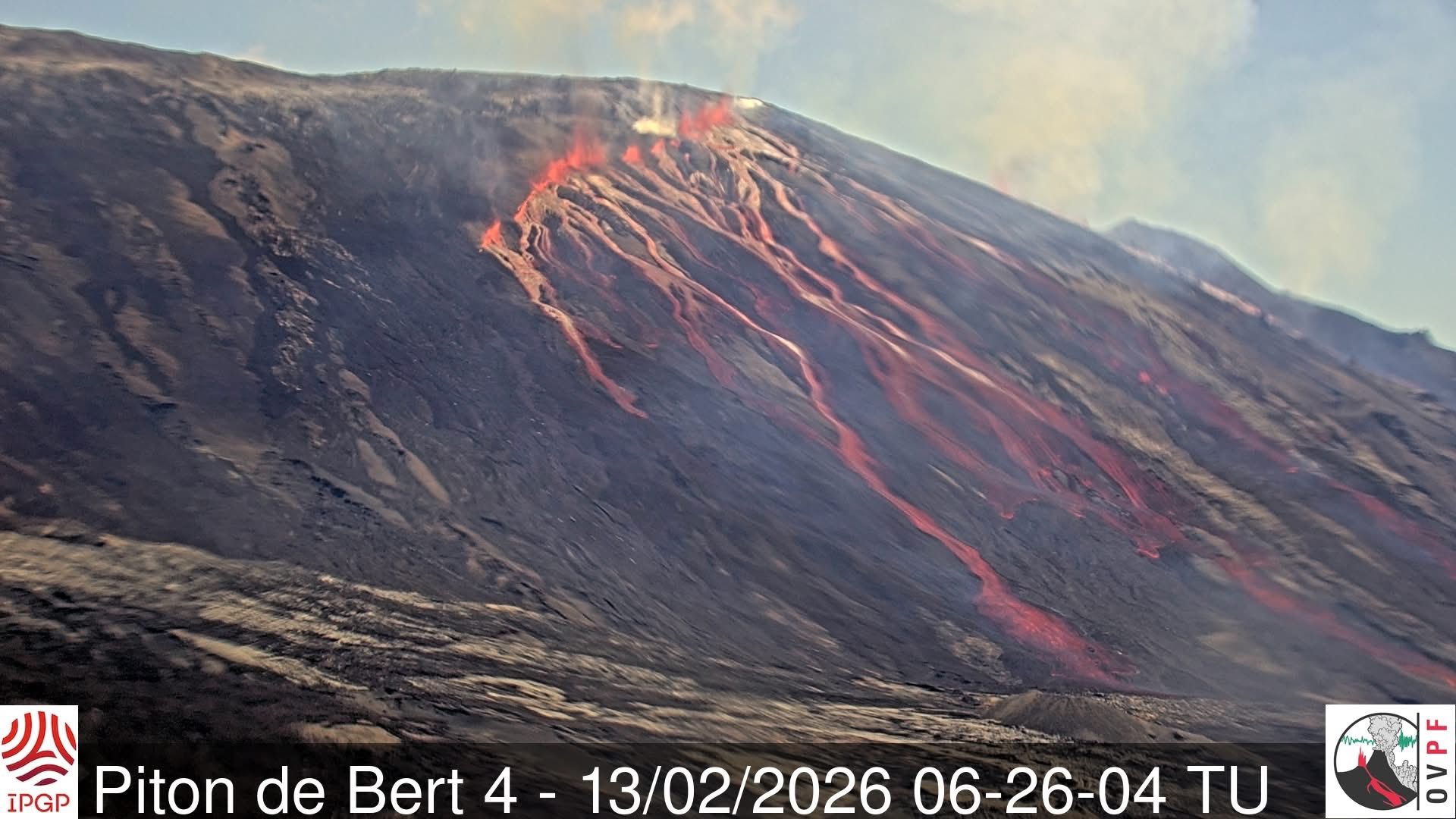 You are currently viewing 13 Février 2026. FR. Ile de La Réunion : Piton de la Fournaise , Hawaii : Kilauea , Indonésie : Mérapi , Kamchatka : Sheveluch , Guatemala : Santiaguito .