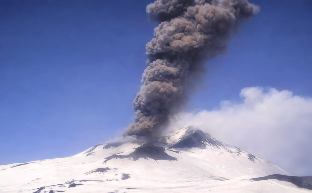 You are currently viewing 5 Mars 2026. FR. Italie / Sicile : Etna , Archipel du Vanuatu : Ambae , Ile de la Réunion : Piton de la Fournaise , Mexique : Popocatepetl , Japon : Sakurajima .