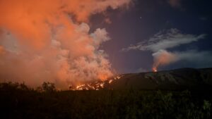 Lire la suite à propos de l’article 2 Avril 2026. FR. Ile de La Réunion : Piton de la Fournaise , Etats-Unis : Yellowstone , Indonésie : Dukono , Colombie : Chiles / Cerro Negro , Costa Rica : Turrialba .
