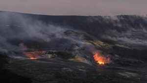 Lire la suite à propos de l’article 23 Avril 2026. FR. Hawaii : Kilauea , Indonésie : Lewotobi Laki-laki , Colombie : Chiles / Cerro Negro , Pérou : Sabancaya , Costa Rica : Poas / Rincon de la Vieja .