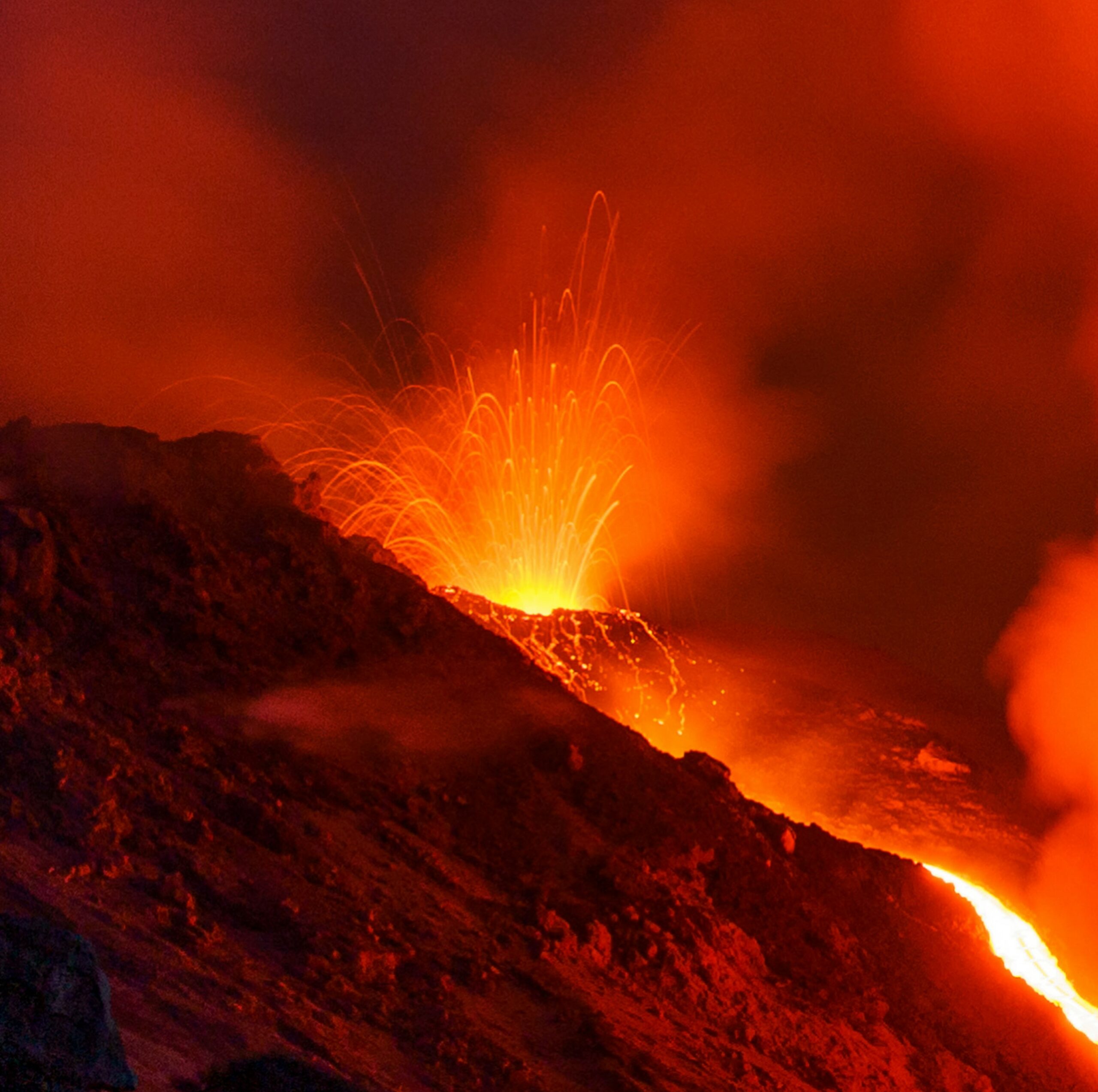 You are currently viewing 30 Mai 2026. FR. Alaska : Shishaldin , Italie : Stromboli , Indonésie : Marapi , Colombie : Galeras , Hawaii : Kilauea .