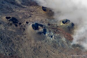 Lire la suite à propos de l’article 26 Octobre 2026. FR. La Réunion : Piton de la Fournaise , Indonésie : Karangetang , Hawaii : Kilauea , Chili / Argentine : Nevados de Chillan , Colombie , Galeras .