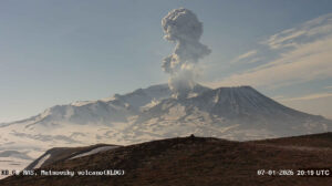 Lire la suite à propos de l’article July 2, 2026. EN. Kamchatka : Mutnovsky , Indonesia : Ili Lewotolok , Colombia : Puracé – Los Coconucos volcanic chain , Hawaii : Kilauea , Guatemala : Fuego .