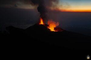 Lire la suite à propos de l’article 17 Aout 2026. FR. Italie / Sicile : Etna , Nicaragua : Telica , Kamchatka : Klyuchevskoy , Indonésie : Anak Krakatau , Colombie : Puracé – Chaîne volcanique de Los Coconucos .