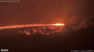 Lire la suite à propos de l’article 10 Septembre 2026. FR. Indonésie : Anak Krakatau , Hawaii : Kilauea , Kamchatka : Klyuchevskoy , Colombie : Chiles / Cerro Negro , Pérou : Sabancaya .