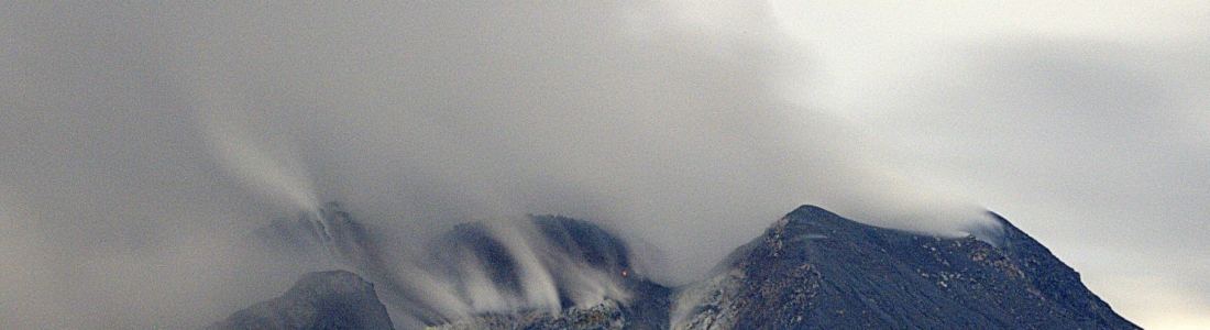 October 07 , 2020. EN . La Réunion : Piton de la Fournaise , Peru : Ubinas , Colombia : Chiles / Cerro Negro , Indonesia : Sinabung . October 07 , 2020. EN . La Réunion : Piton de la Fournaise , Peru : Ubinas , Colombia : Chiles / Cerro Negro , Indonesia : Sinabung .