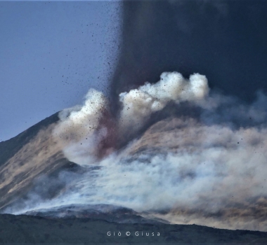 July 01 , 2021. EN. Italy / Sicily : Etna , Italy : Stromboli , Iceland : Geldingadalur / Fagradalsfjall , Philippines : Taal , Hawaii : Kilauea , Japan : Suwanosejima .