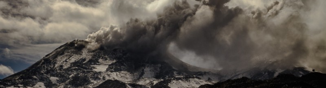 14 Septembre 218. FR . Iles Kouriles : Sarychev Peak , Japon : Ioto / Iwo-Jima , Chili : Nevados de Chillan , Italie / Sicile : Etna .
