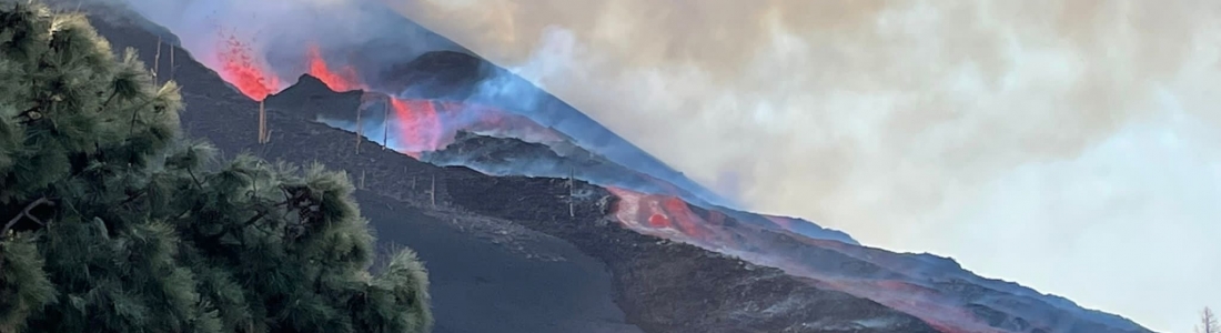 October 13, 2021. EN. Italy / Sicily : Etna , Hawaii : Kilauea , Spain / La Palma : Cumbre Vieja , Italy : Stromboli , Chile : Nevados de Chillan , Iceland : Askja . October 13, 2021. EN. Italy / Sicily : Etna , Hawaii : Kilauea , Spain / La Palma : Cumbre Vieja , Italy : Stromboli , Chile : Nevados de Chillan , Iceland : Askja .