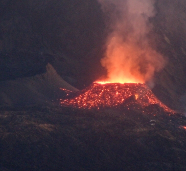 October 02 , 2022. EN. La Réunion : Piton de la Fournaise , Indonesia : Marapi , United States : Yellowstone , Colombia : Nevado del Ruiz , La Martinique : Mount Pelée .