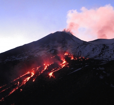 January 04 , 2023 . EN. Italy / Sicily : Etna , Italy : Stromboli , Colombia : Puracé / Los Coconucos volcanic chain , Hawaii : Kilauea , Mexico : Popocatepetl .
