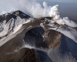 May 31, 2023. EN. Italy / Sicily : Etna , Italy : Stromboli , Chile : San Pedro , Colombia : Nevado del Ruiz , Costa Rica : Rincon de la Vieja .
