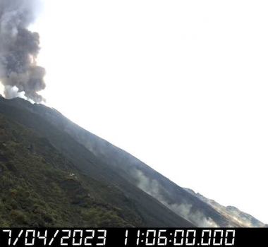 April 08 , 2023. EN. Italy : Stromboli : Colombia : Nevado del Ruiz , Kamchatka : Bezymianny , Vanuatu : Ambae , Indonesia : Semeru .