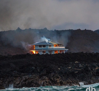 July 04 , 2018.EN.  Hawai : Kilauea , Peru : Sabancaya , Indonesia : Anak Krakatau , Indonesia : Agung , Colombia : Cumbal , Guatemala : Fuego .