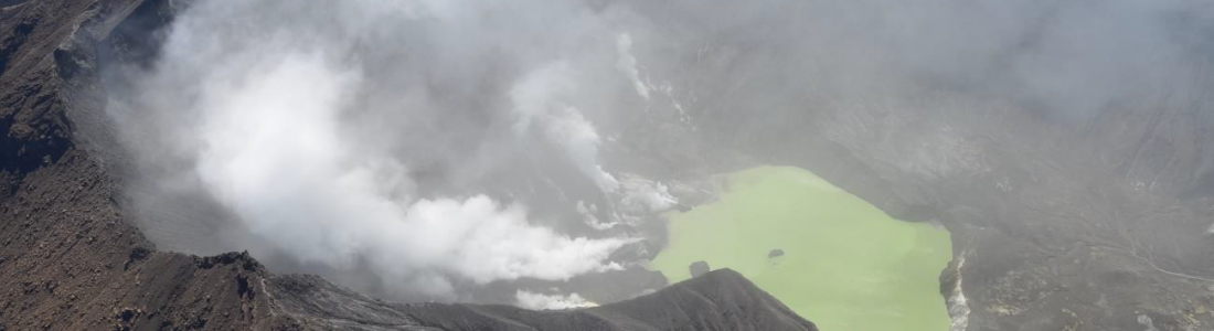 October 26, 2022. EN. Italy : Stromboli , Kamchatka : Bezymianny , New Zealand : White Island , Indonesia : Anak Krakatau , Chile : Villarica . October 26, 2022. EN. Italy : Stromboli , Kamchatka : Bezymianny , New Zealand : White Island , Indonesia : Anak Krakatau , Chile : Villarica .