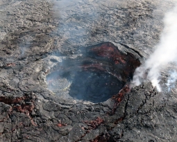 March 21, 2023. EN. Indonesia : Anak Krakatau , Alaska : Tanaga , Hawaii : Kilauea , Russia / Kuril Islands : Ebeko , Chile : Villarica , Peru : Sabancaya .
