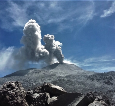 May 12, 2020. EN. Peru : Sabancaya , Alaska : Shishaldin , Indonesia : Semeru , Chile : Nevados of Chillan , Guatemala : Fuego .